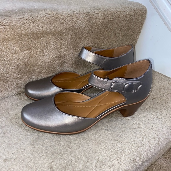 Easy spirit ladies shoes size 9 ❌SOLD❌ - Picture 6 of 6